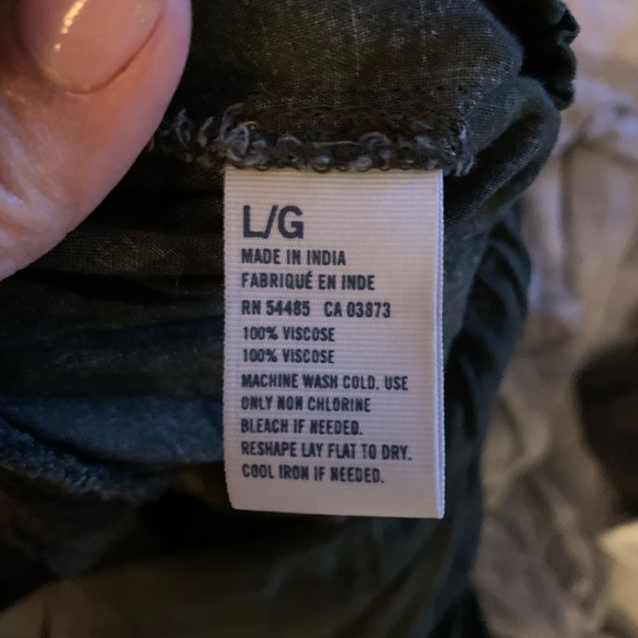 American Eagle camo cropped joggers - Picture 2 of 6